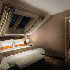 Cosmopolitan Hotel Prague in Prague, Czech Republic from 209$, photos, reviews - zenhotels.com guestroom photo 5