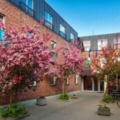 Отель Bern by TallinnHotels Эстония, Таллин - 10 отзывов об отеле, цены и фото номеров - забронировать отель Bern by TallinnHotels онлайн парковка