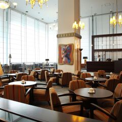 Отель Ana Crowne Plaza Fukuoka Хаката гостиничный бар