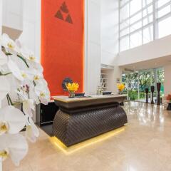 Отель Dusit Suites Hotel Ratchadamri, Bangkok Таиланд, Бангкок - 1 отзыв об отеле, цены и фото номеров - забронировать отель Dusit Suites Hotel Ratchadamri, Bangkok онлайн интерьер отеля фото 3
