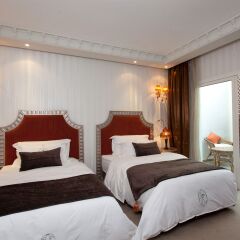 Отель Art Palace Suites & Spa - Châteaux & Hôtels Collection комната для гостей фото 4