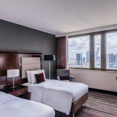 Frankfurt Marriott Hotel комната для гостей фото 2