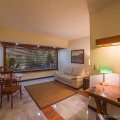 Отель Holiday Inn Guadalajara Expo комната для гостей фото 3
