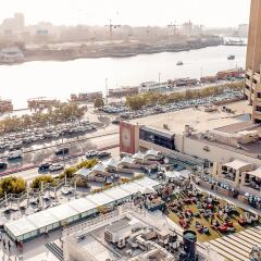 Radisson Blu Hotel, Dubai Deira Creek городской автобус