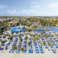 Отель Grand Bahia Principe Bávaro - All Inclusive Доминикана, Пунта Кана - 3 отзыва об отеле, цены и фото номеров - забронировать отель Grand Bahia Principe Bávaro - All Inclusive онлайн пляж фото 2