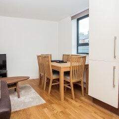 Апартаменты Modern 2 Bedroom Apartment удобства в номере
