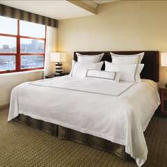 Отель Granville Island Hotel Канада, Ванкувер - отзывы, цены и фото номеров - забронировать отель Granville Island Hotel онлайн комната для гостей