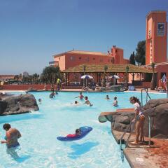 Отель Diverhotel Dino Marbella бассейн