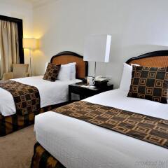 Отель Intercontinental Manila (Club) Филиппины, Макати - отзывы, цены и фото номеров - забронировать отель Intercontinental Manila (Club) онлайн комната для гостей фото 3