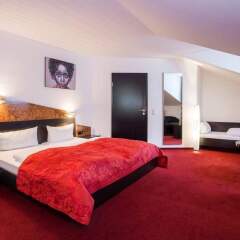 Отель Centro Hotel Vier Jahreszeiten Германия, Лейпциг - 2 отзыва об отеле, цены и фото номеров - забронировать отель Centro Hotel Vier Jahreszeiten онлайн комната для гостей фото 3
