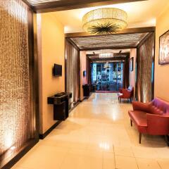 Отель Bally Suite Silom Бангкок интерьер отеля