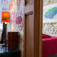 Prince De Conde Hotel гостиничный бар
