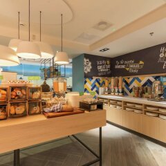 Отель Hampton by Hilton Utrecht Central Station Нидерланды, Утрехт - отзывы, цены и фото номеров - забронировать отель Hampton by Hilton Utrecht Central Station онлайн развлечения фото 2