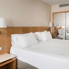 Отель NH Ciudad Real Испания, Сьюдад-Реаль - отзывы, цены и фото номеров - забронировать отель NH Ciudad Real онлайн комната для гостей фото 4
