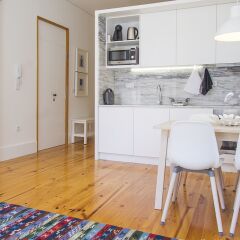 Апартаменты Liiiving In Porto-blue Flower Apartment Порту в номере