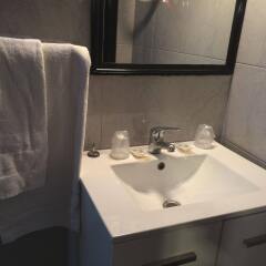 Отель Hipotel Paris Voltaire Bastille ванная