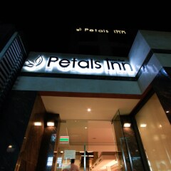 Отель Petals Inn Бангкок фото 2