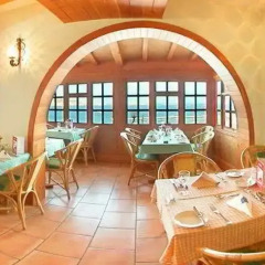 Отель Mediterranea Hotel And Suites Мальта, Сан-Пауль-иль-Бахар - отзывы, цены и фото номеров - забронировать отель Mediterranea Hotel And Suites онлайн питание