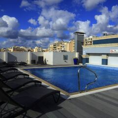 Отель Labranda Rocca Nettuno Suites бассейн фото 3