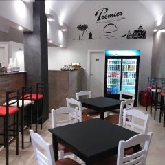 Отель Sunrise Studios Perissa Греция, Остров Санторини - 8 отзывов об отеле, цены и фото номеров - забронировать отель Sunrise Studios Perissa онлайн гостиничный бар