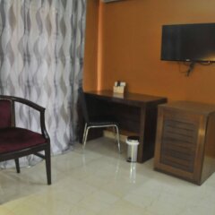 Gestone Hotel & Restaurant in Abidjan, Cote d'Ivoire from 150$, photos, reviews - zenhotels.com room amenities photo 2