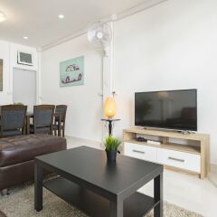 Отель Cozy TownHouse HuaLampong Бангкок комната для гостей фото 5