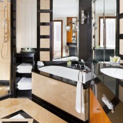 Отель The Westin Grand Munich фитнесс-зал фото 3