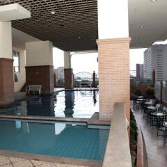 Отель MCH Suites at Le Mirage de Malate Филиппины, Манила - отзывы, цены и фото номеров - забронировать отель MCH Suites at Le Mirage de Malate онлайн бассейн фото 3