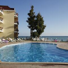 Hotel Helios Балчик бассейн фото 2