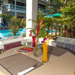Отель Ya Nui Resort питание