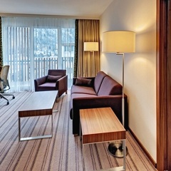 Отель Hilton Garden Inn Davos Швейцария, Давос - отзывы, цены и фото номеров - забронировать отель Hilton Garden Inn Davos онлайн балкон