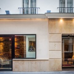 Отель Hôtel Lion d'Or Louvre Франция, Париж - 2 отзыва об отеле, цены и фото номеров - забронировать отель Hôtel Lion d'Or Louvre онлайн вид на фасад фото 2