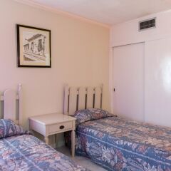 Апартаменты Beach Club 1 Bedroom Apartment комната для гостей фото 5