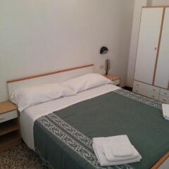 Отель Fiorina Bed&Breakfast сейф в номере
