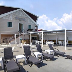 Отель Suntosa Resort бассейн