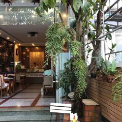 Отель Hong Thien 1 Hotel Вьетнам, Хюэ - отзывы, цены и фото номеров - забронировать отель Hong Thien 1 Hotel онлайн питание