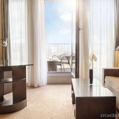 Отель InterContinental Düsseldorf комната для гостей фото 5