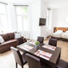 Апартаменты Leonhard Apartments Vienna Вена комната для гостей фото 4
