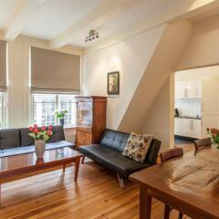 Апартаменты Old Masters Apartment комната для гостей фото 2