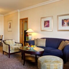 Отель Beach Rotana Residences комната для гостей фото 5