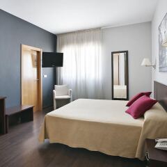 Отель Hostal T4 комната для гостей