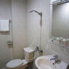 Отель COMMON INN Ben Thanh ванная фото 2