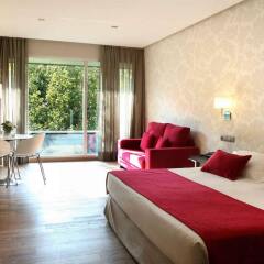 Отель Apartosuites Jardines de Sabatini комната для гостей фото 4