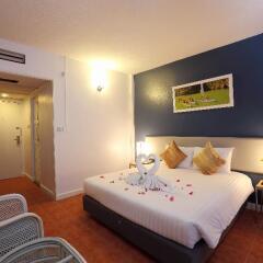 On Hotel Phuket 3* Улучшенный номер фото 2