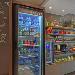 Hotel Deville Business Curitiba развлечения