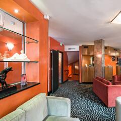 Отель Best Western Hôtel Mercedes Arc de Triomphe гостиничный бар