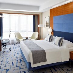 Отель Mövenpick Hotel Bur Dubai ОАЭ, Дубай - отзывы, цены и фото номеров - забронировать отель Mövenpick Hotel Bur Dubai онлайн комната для гостей фото 2