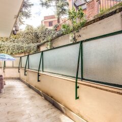 Отель M&L Apartment - case vacanze a Roma Италия, Рим - 1 отзыв об отеле, цены и фото номеров - забронировать отель M&L Apartment - case vacanze a Roma онлайн балкон