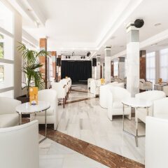 Отель Globales Palmanova Palace Испания, Пальманова - 2 отзыва об отеле, цены и фото номеров - забронировать отель Globales Palmanova Palace онлайн интерьер отеля фото 3