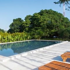 Отель Moon Cottage бассейн